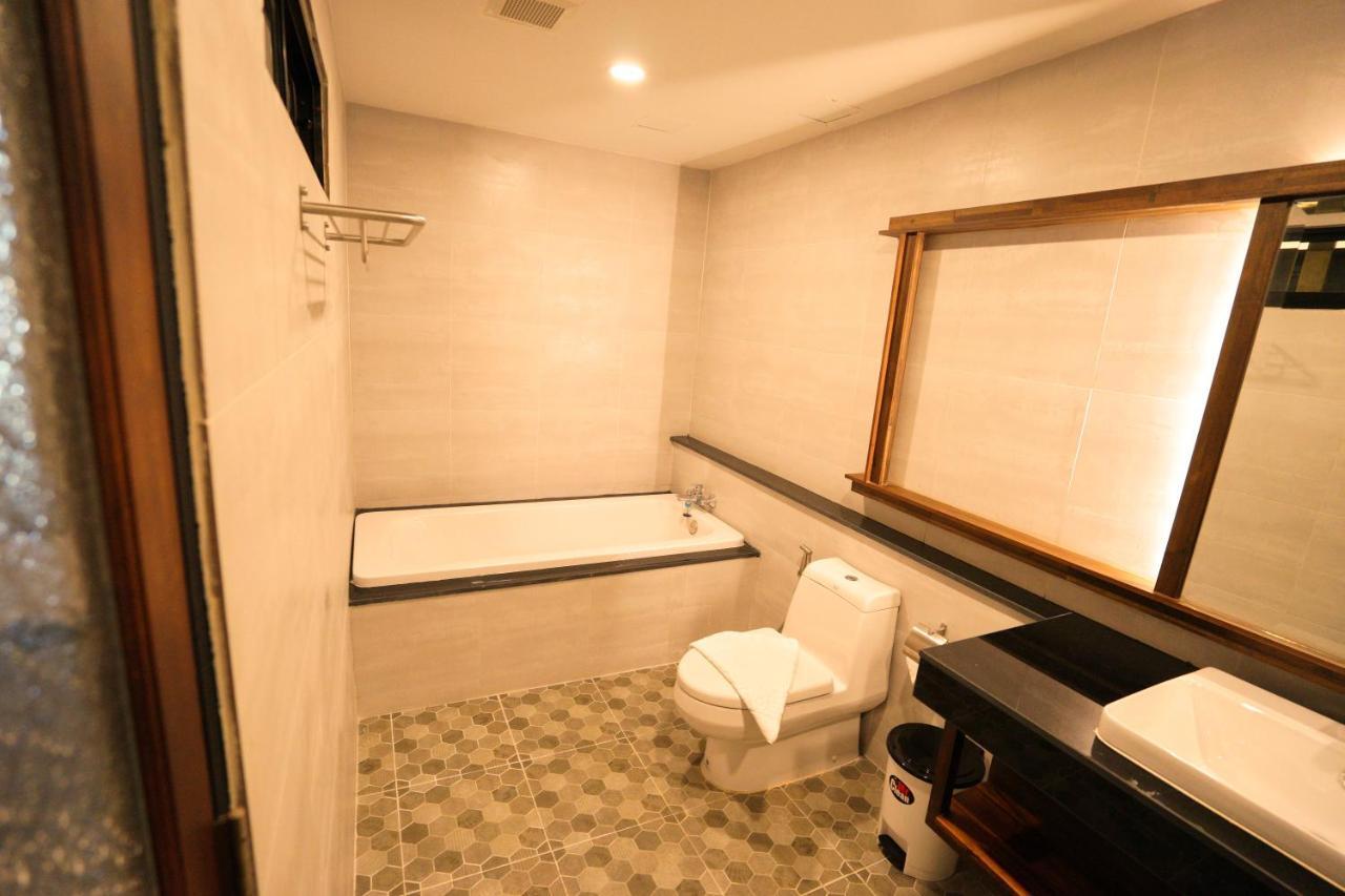 Anika Boutique Hotel Chiang Mai Exterior photo